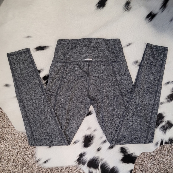 Aerie high waist pocket leggings - Picture 3 of 8